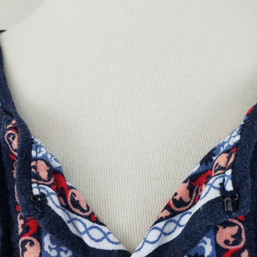 Max Studio Split Neck / Keyhole Top - Picture 5 of 12